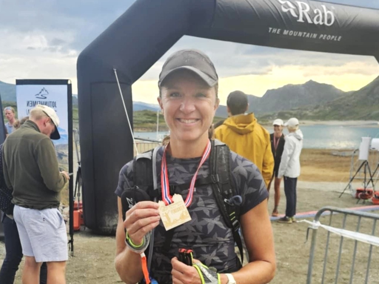 Vilde Bertelsen på 10. plass i Jotunheimen Trail Run 70 km. Fire deltakere fra klubben